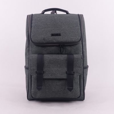 男包、男士包包、雙肩背包、學(xué)生書包個(gè)性化定制、皮具箱包設(shè)計(jì)出紙格、手袋包袋打樣制版、布包皮包OEM代工生產(chǎn)制造、學(xué)生畢業(yè)設(shè)計(jì)大賽作品縫制、手工皮具私人專屬制作、款號(hào)190708